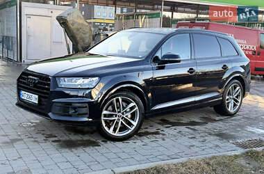 Позашляховик / Кросовер Audi Q7 2017 в Івано-Франківську