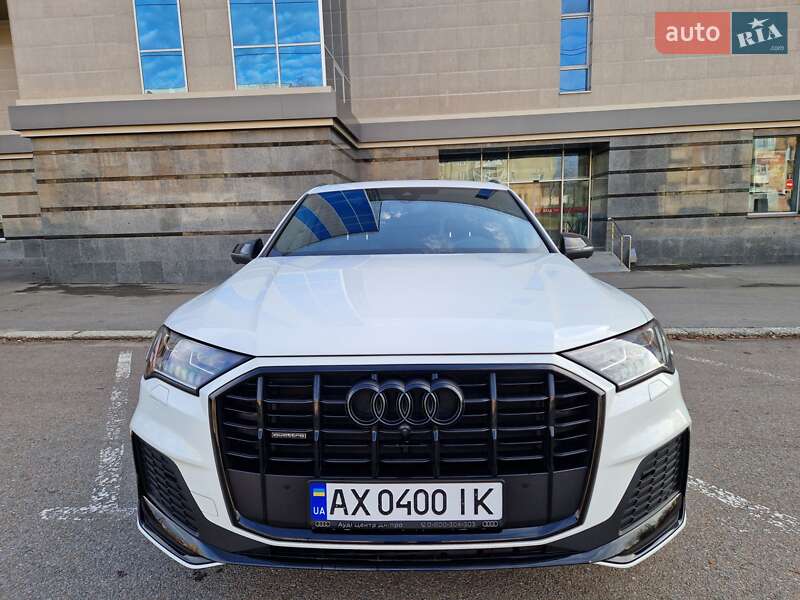 Позашляховик / Кросовер Audi Q7 2023 в Києві фото 12 Позашляховик / Кросовер Audi Q7 2023 в Києві