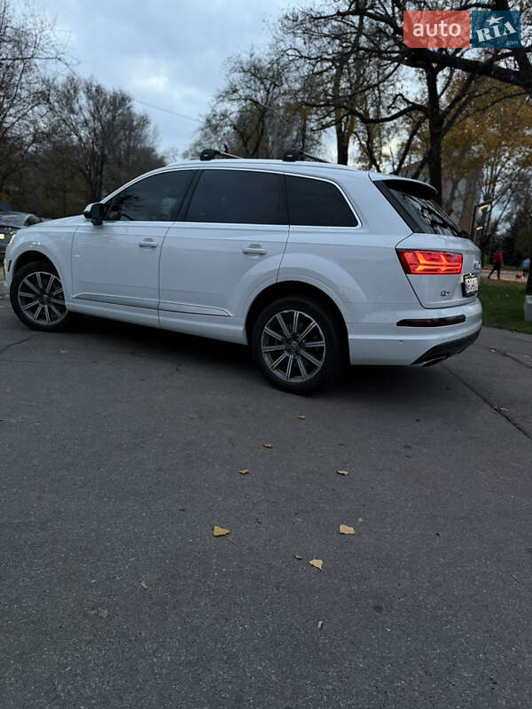 Внедорожник / Кроссовер Audi Q7 2018 в Запорожье