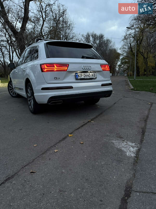 Внедорожник / Кроссовер Audi Q7 2018 в Запорожье