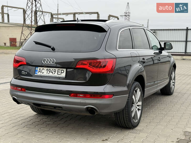 Внедорожник / Кроссовер Audi Q7 2011 в Луцке