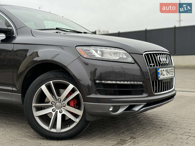 Внедорожник / Кроссовер Audi Q7 2011 в Луцке