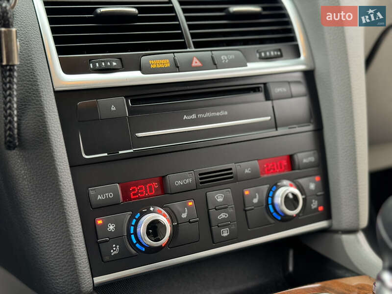 Внедорожник / Кроссовер Audi Q7 2011 в Луцке