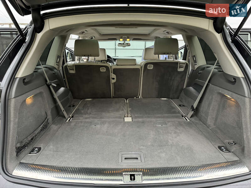 Внедорожник / Кроссовер Audi Q7 2011 в Луцке