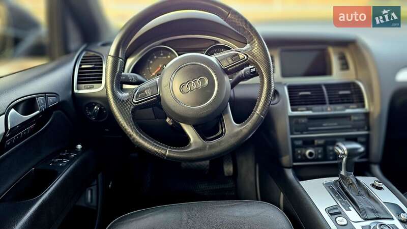Позашляховик / Кросовер Audi Q7 2012 в Вінниці
