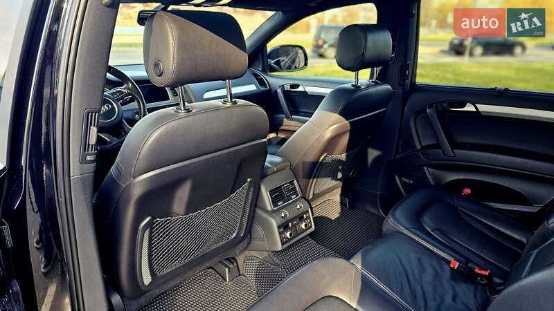 Позашляховик / Кросовер Audi Q7 2012 в Вінниці
