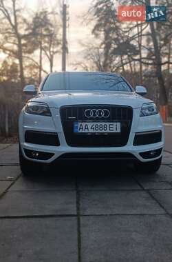 Позашляховик / Кросовер Audi Q7 2012 в Бучі