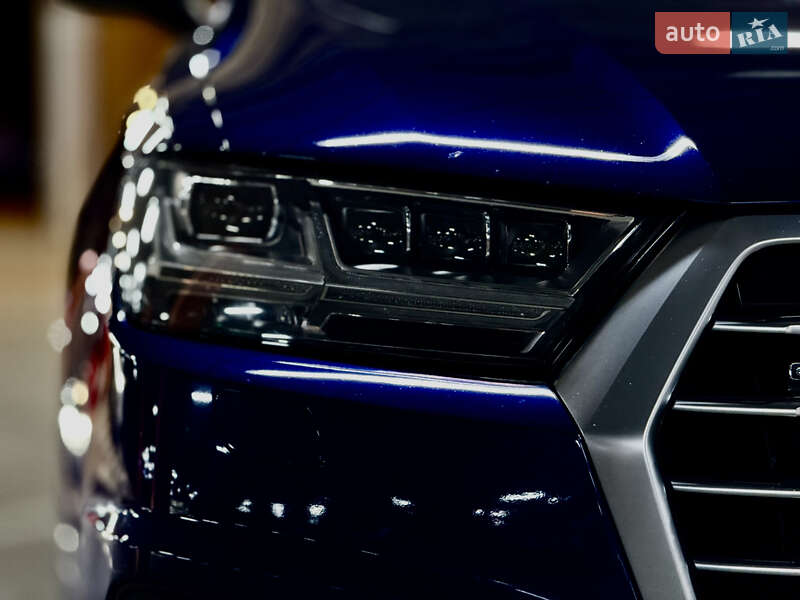 Внедорожник / Кроссовер Audi Q7 2018 в Киеве