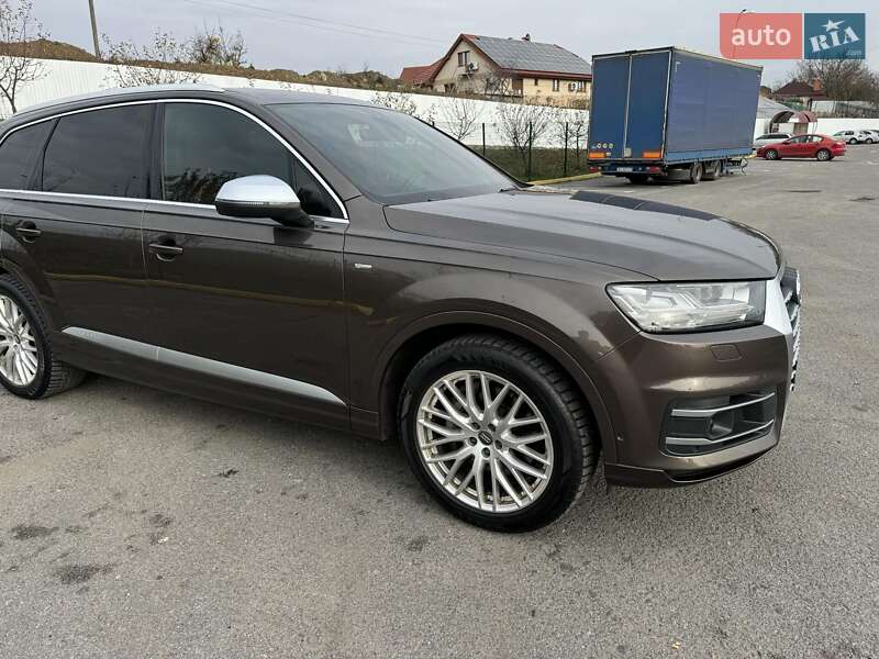 Внедорожник / Кроссовер Audi Q7 2017 в Ужгороде фото 2 Внедорожник / Кроссовер Audi Q7 2017 в Ужгороде