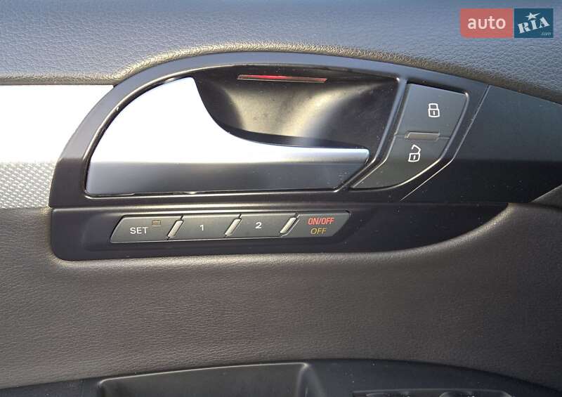 Внедорожник / Кроссовер Audi Q7 2015 в Коломые