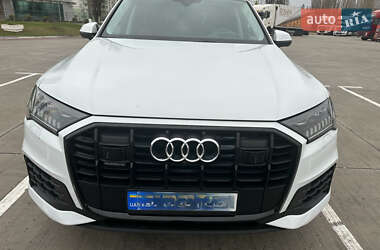 Внедорожник / Кроссовер Audi Q7 2020 в Киеве