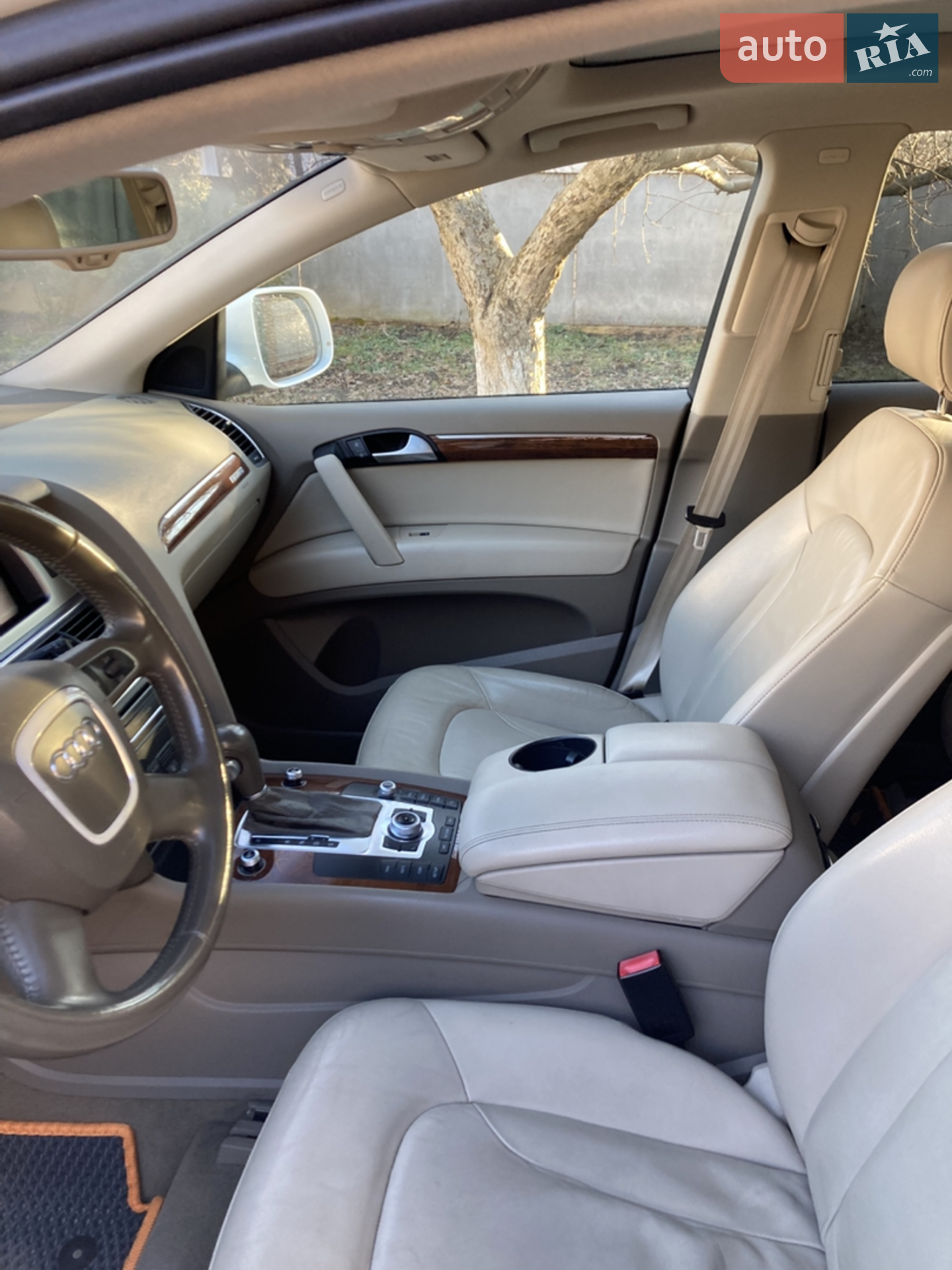 2010 Audi Q7 - мініатюра 23