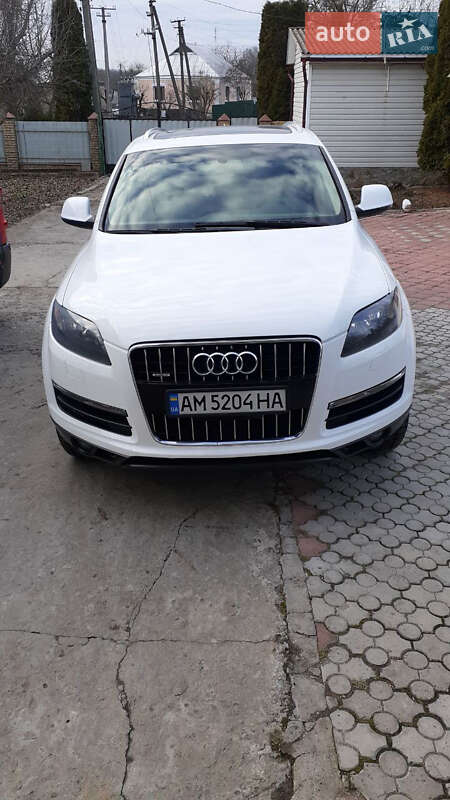 Внедорожник / Кроссовер Audi Q7 2010 в Умани