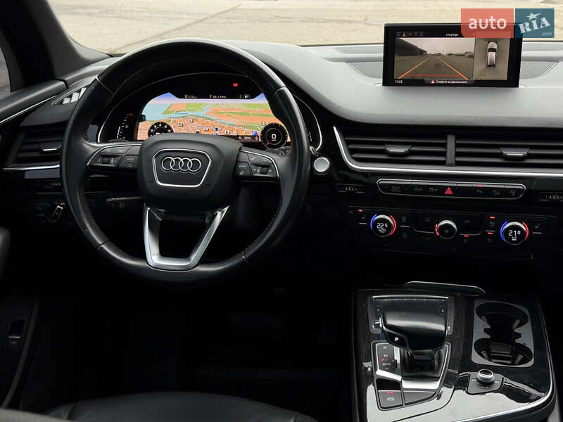 Позашляховик / Кросовер Audi Q7 2017 в Запоріжжі