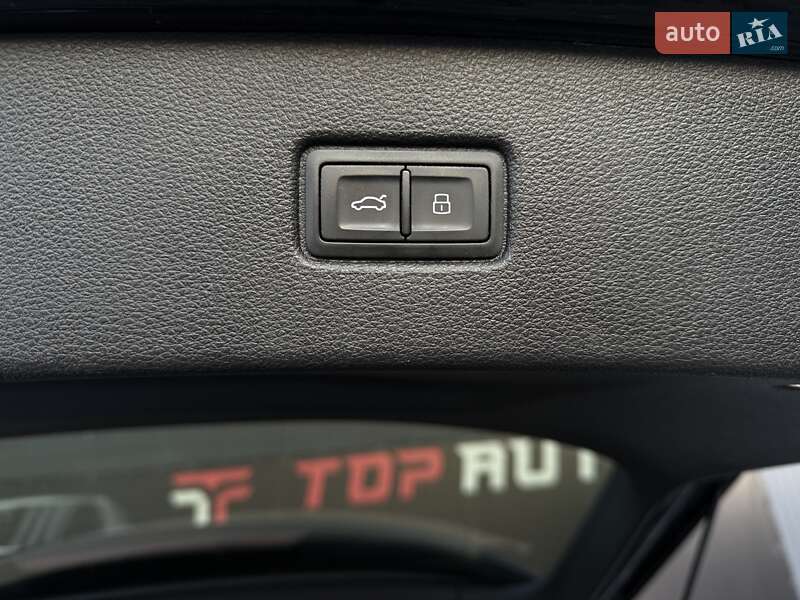 Позашляховик / Кросовер Audi Q7 2020 в Львові