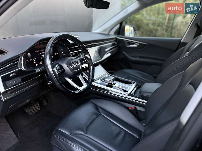 Позашляховик / Кросовер Audi Q7 2020 в Львові