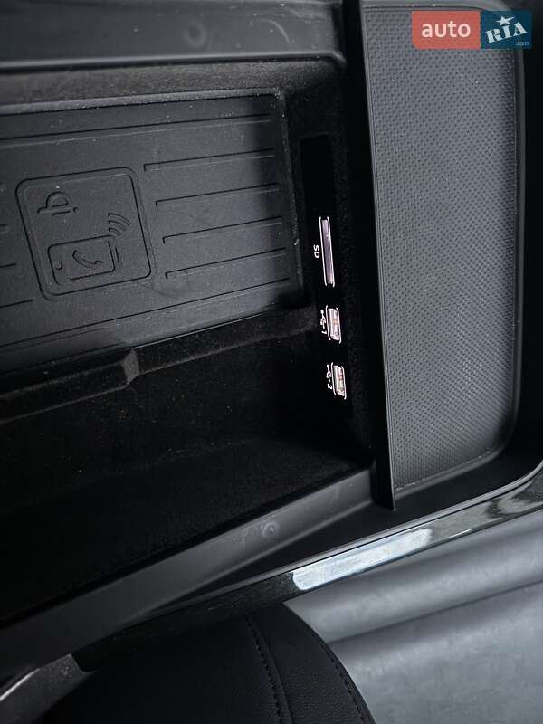 Позашляховик / Кросовер Audi Q7 2020 в Львові