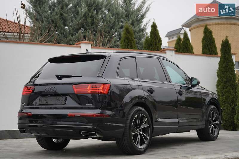 Внедорожник / Кроссовер Audi Q7 2017 в Одессе
