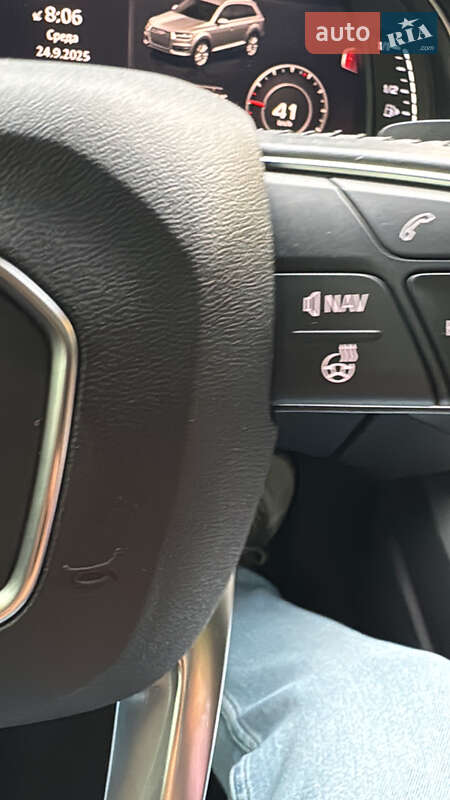 Внедорожник / Кроссовер Audi Q7 2016 в Ужгороде