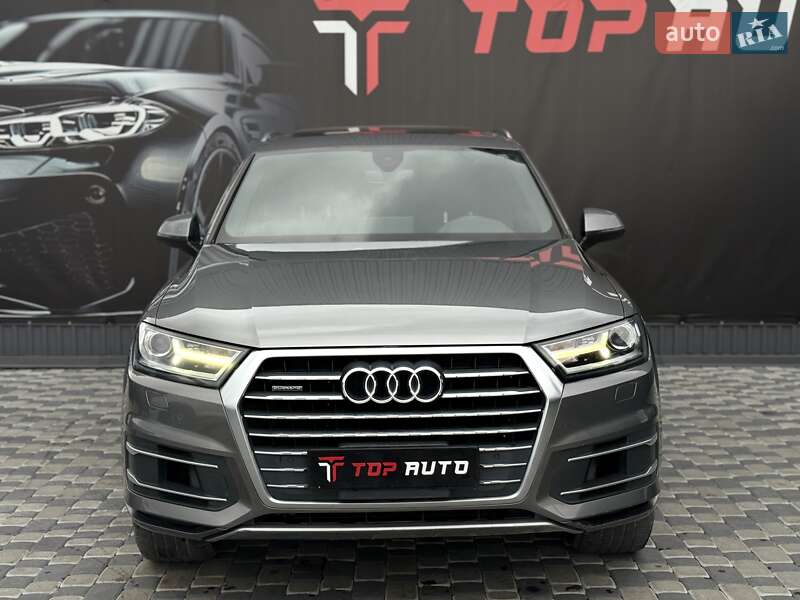 Позашляховик / Кросовер Audi Q7 2017 в Львові