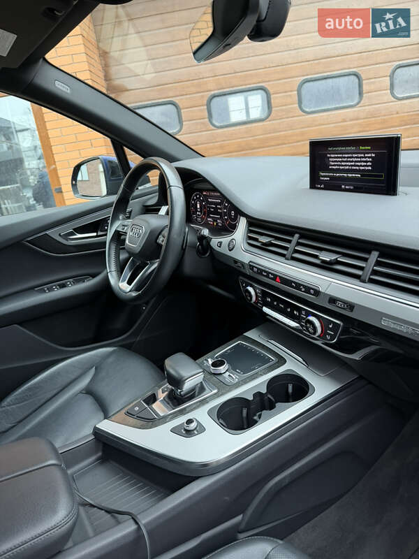 Внедорожник / Кроссовер Audi Q7 2019 в Ровно
