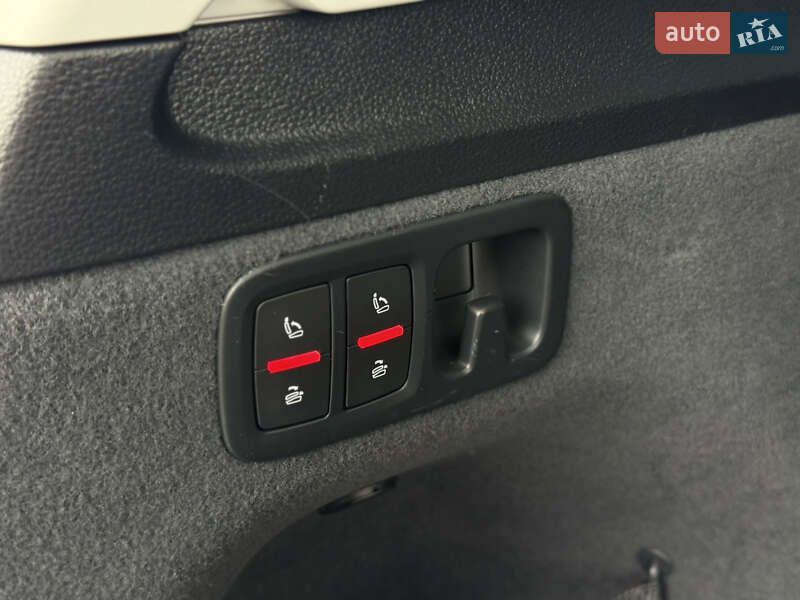 Позашляховик / Кросовер Audi Q7 2016 в Житомирі