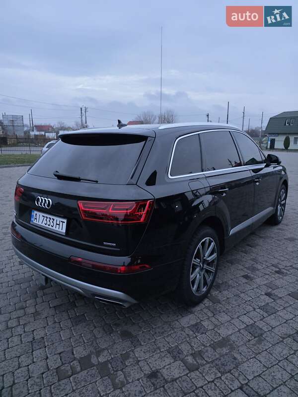 Внедорожник / Кроссовер Audi Q7 2017 в Белой Церкви