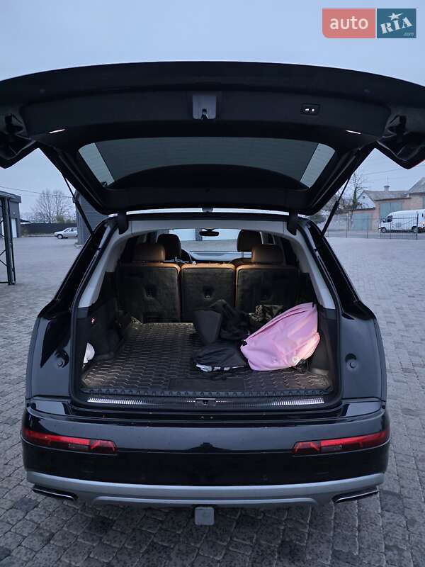 Внедорожник / Кроссовер Audi Q7 2017 в Белой Церкви