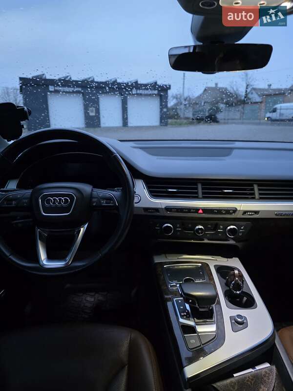 Внедорожник / Кроссовер Audi Q7 2017 в Белой Церкви