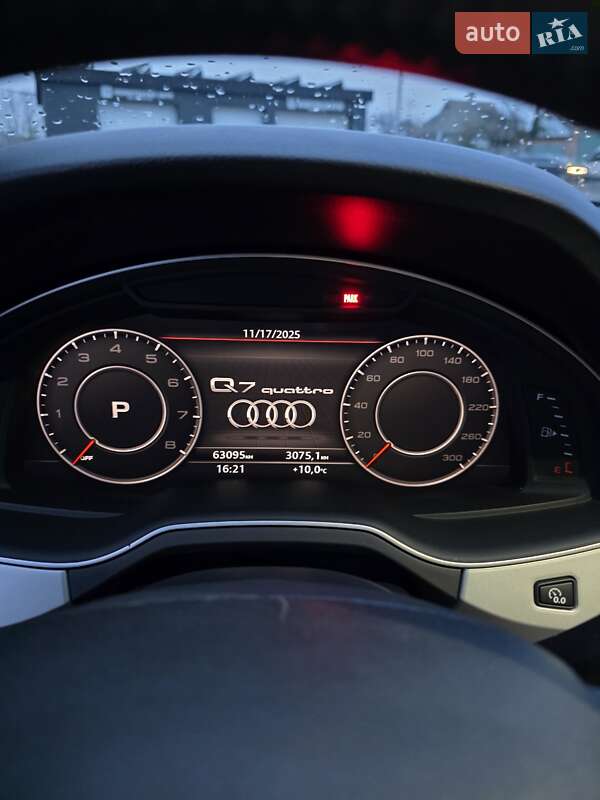 Внедорожник / Кроссовер Audi Q7 2017 в Белой Церкви