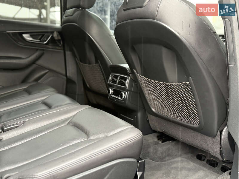 Внедорожник / Кроссовер Audi Q7 2016 в Киеве фото 14 Внедорожник / Кроссовер Audi Q7 2016 в Киеве