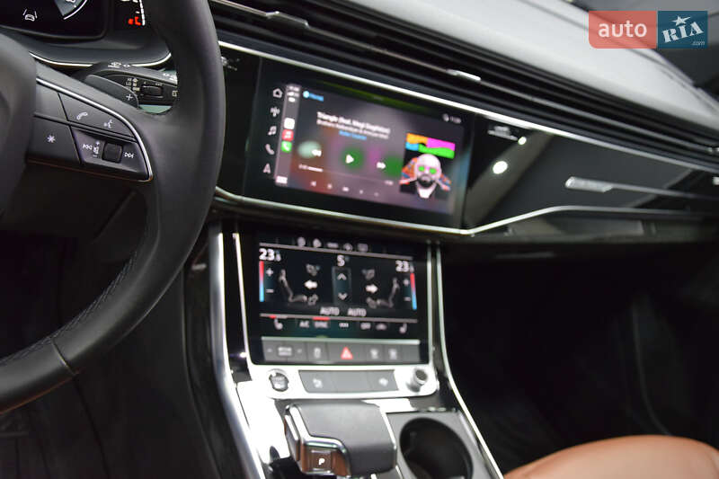 Позашляховик / Кросовер Audi Q7 2023 в Харкові