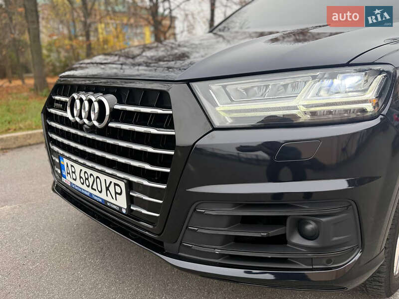 Внедорожник / Кроссовер Audi Q7 2016 в Виннице