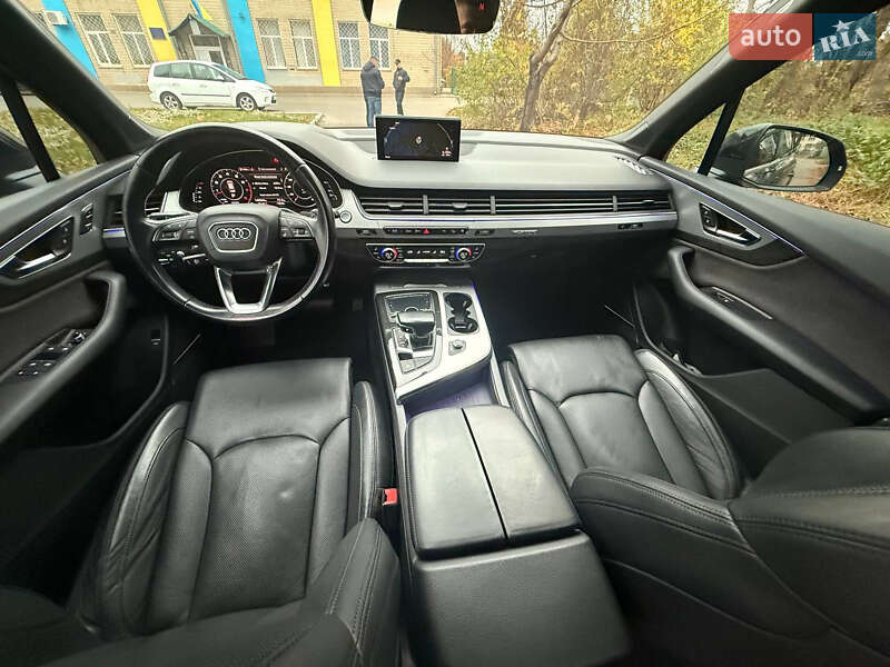 Внедорожник / Кроссовер Audi Q7 2016 в Виннице
