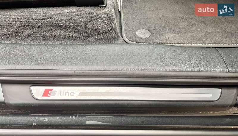 Позашляховик / Кросовер Audi Q7 2016 в Києві