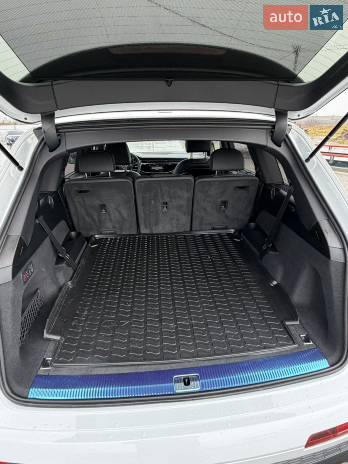 2025 Audi Q7 - мініатюра 11