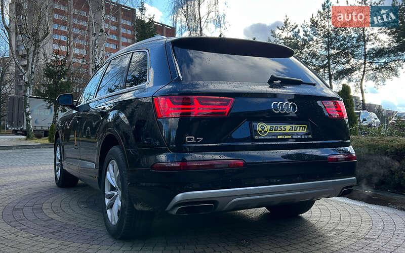 Внедорожник / Кроссовер Audi Q7 2016 в Львове