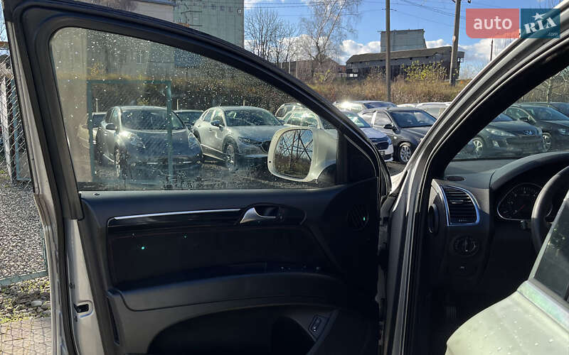 Внедорожник / Кроссовер Audi Q7 2007 в Стрые