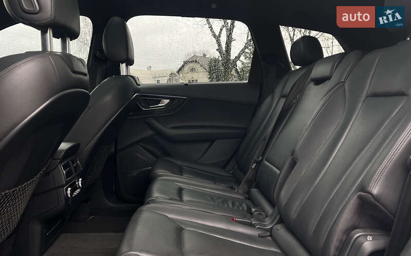 Позашляховик / Кросовер Audi Q7 2016 в Коломиї