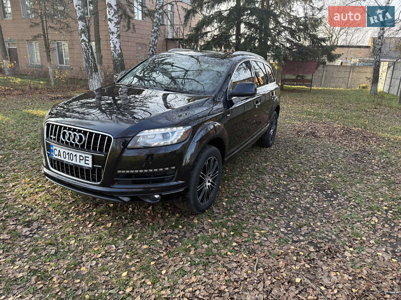 Позашляховик / Кросовер Audi Q7 2013 в Звенигородці фото 4 Позашляховик / Кросовер Audi Q7 2013 в Звенигородці