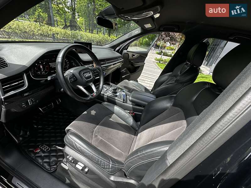 Позашляховик / Кросовер Audi Q7 2017 в Києві фото 17 Позашляховик / Кросовер Audi Q7 2017 в Києві