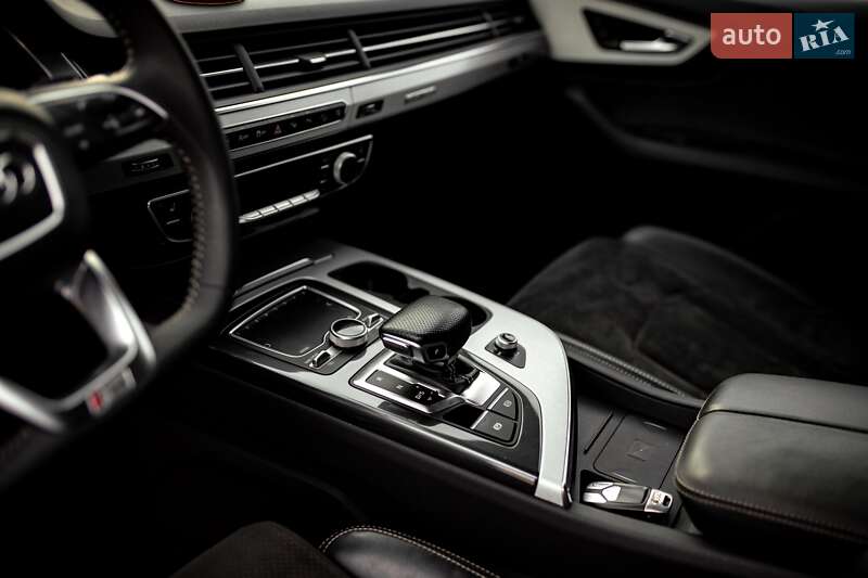 Внедорожник / Кроссовер Audi Q7 2017 в Горохове фото 32 Внедорожник / Кроссовер Audi Q7 2017 в Горохове