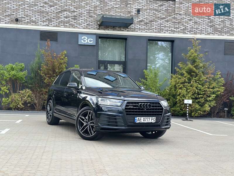 Позашляховик / Кросовер Audi Q7 2017 в Києві фото 7 Позашляховик / Кросовер Audi Q7 2017 в Києві
