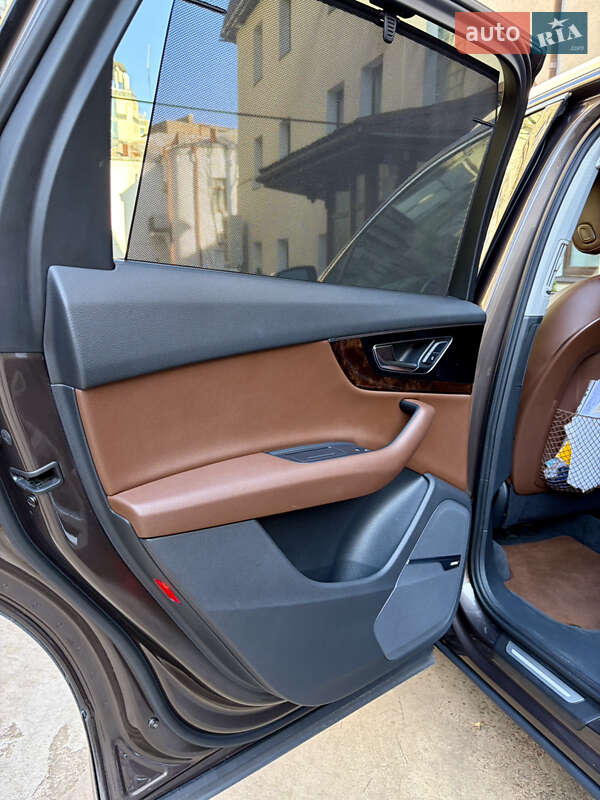 Внедорожник / Кроссовер Audi Q7 2016 в Киеве