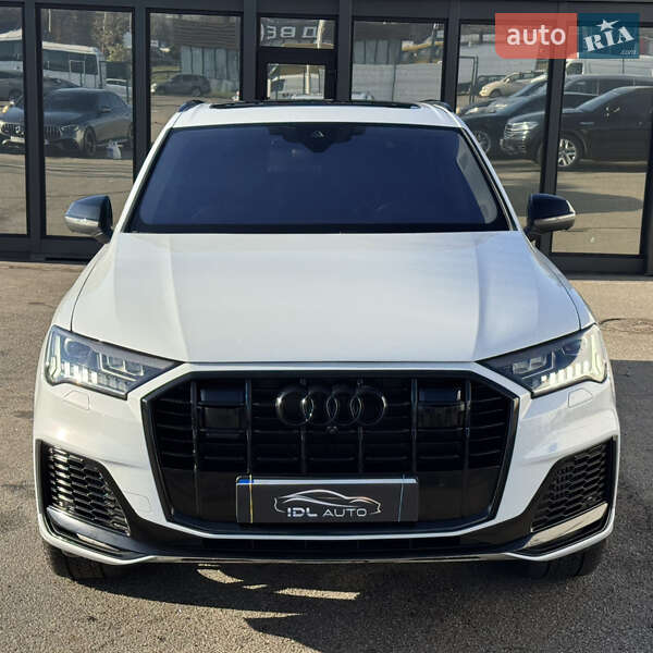 Внедорожник / Кроссовер Audi Q7 2022 в Киеве фото 3 Внедорожник / Кроссовер Audi Q7 2022 в Киеве