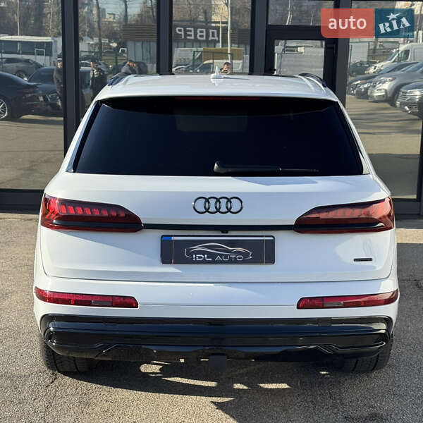 Внедорожник / Кроссовер Audi Q7 2022 в Киеве фото 8 Внедорожник / Кроссовер Audi Q7 2022 в Киеве