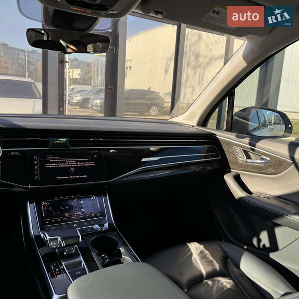 Внедорожник / Кроссовер Audi Q7 2022 в Киеве фото 22 Внедорожник / Кроссовер Audi Q7 2022 в Киеве