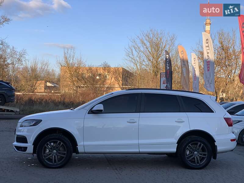 Позашляховик / Кросовер Audi Q7 2011 в Бердичеві