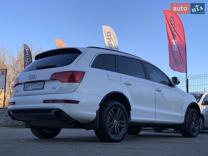 Позашляховик / Кросовер Audi Q7 2011 в Бердичеві
