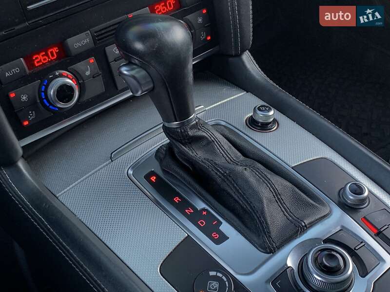 Позашляховик / Кросовер Audi Q7 2011 в Бердичеві